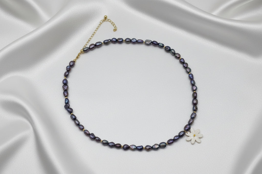 Ensemble collier Emblème + clous d’oreilles Emblème