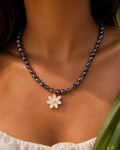 Collier Emblème - perles d'eau douce teintées