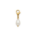 Breloque en perle blanche sur fond blanc pur